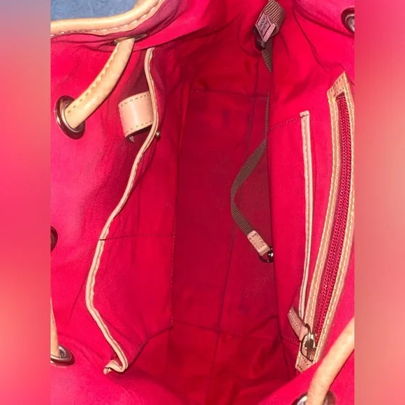 Dooney & Bourke Bucket Purse - Picture 12 of 13